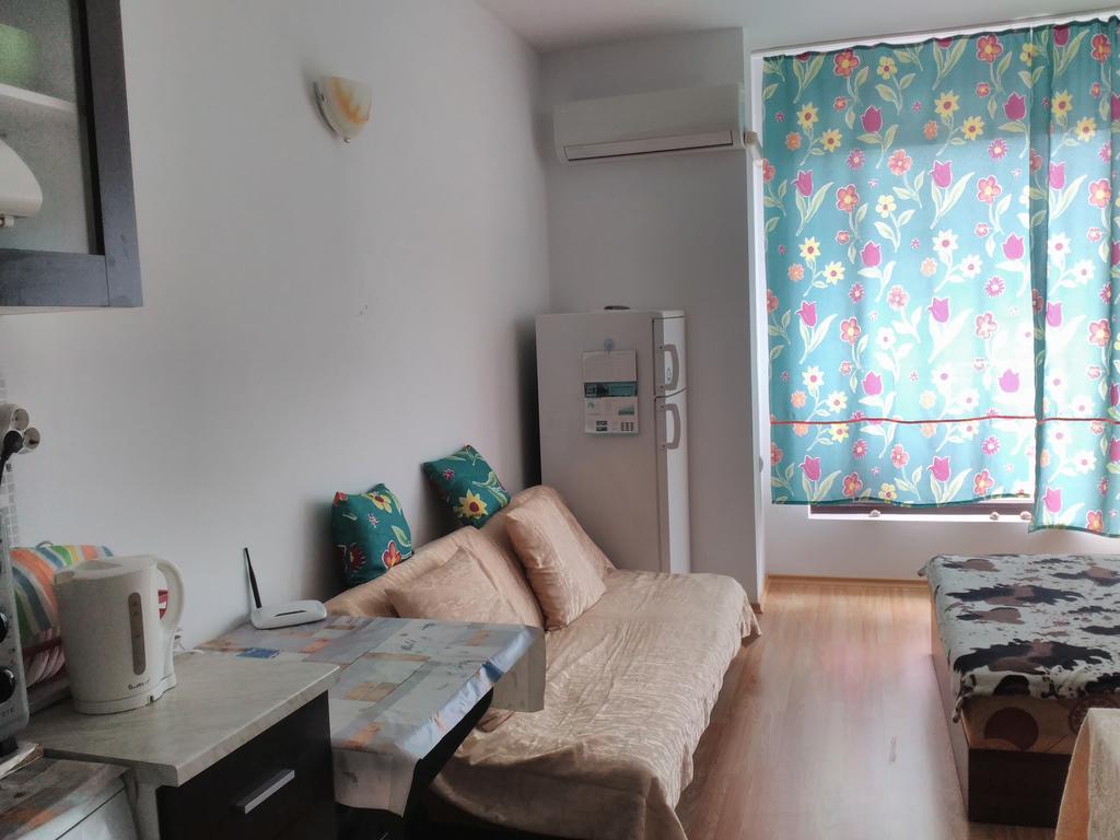 Sea Apartment Burgas Ngoại thất bức ảnh