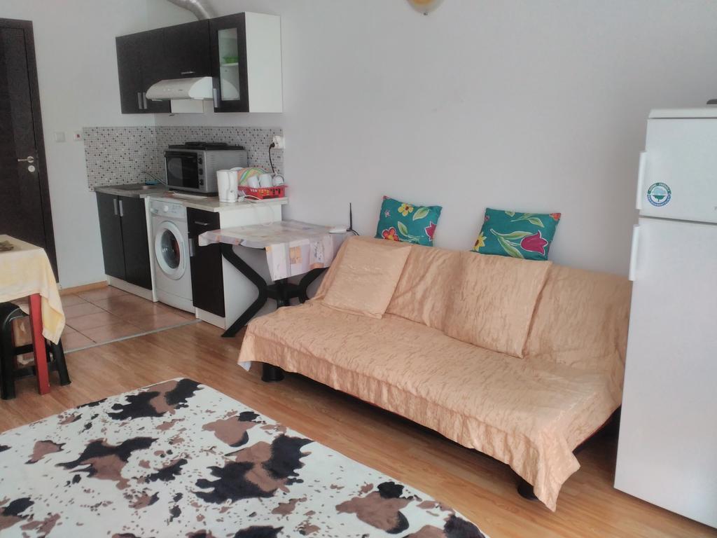 Sea Apartment Burgas Ngoại thất bức ảnh